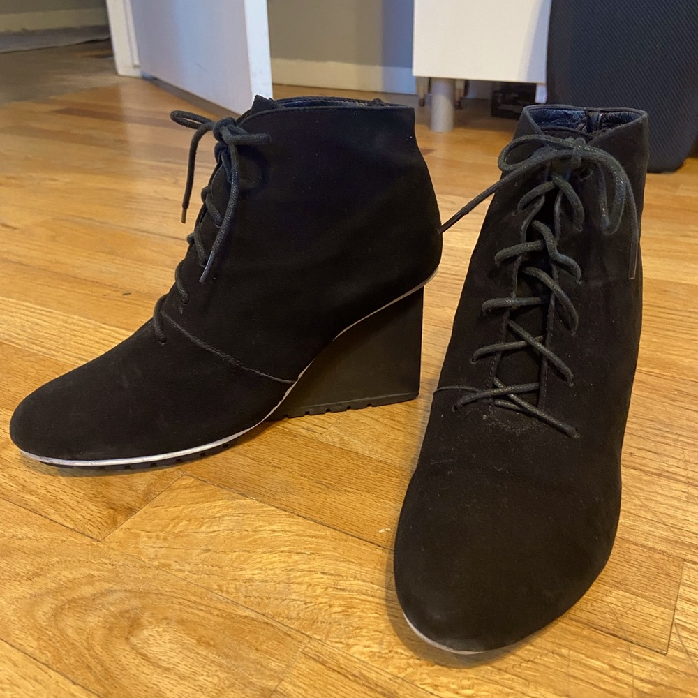 Jadyn Rose Black Suede Wedge Booties with White Trim